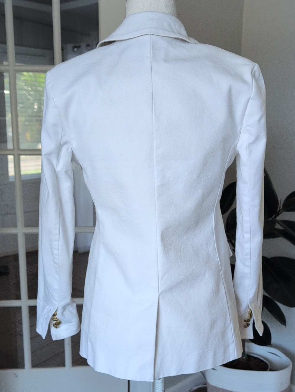 Banana Republic Factory White Double-Breasted Cotton Blazer with Gold Buttons 4 - Picture 5 of 16